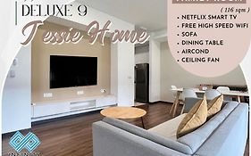 Roxy Sematan Beach Townhouse Deluxe 7 ,8 ,9, 10 ,11 ,12